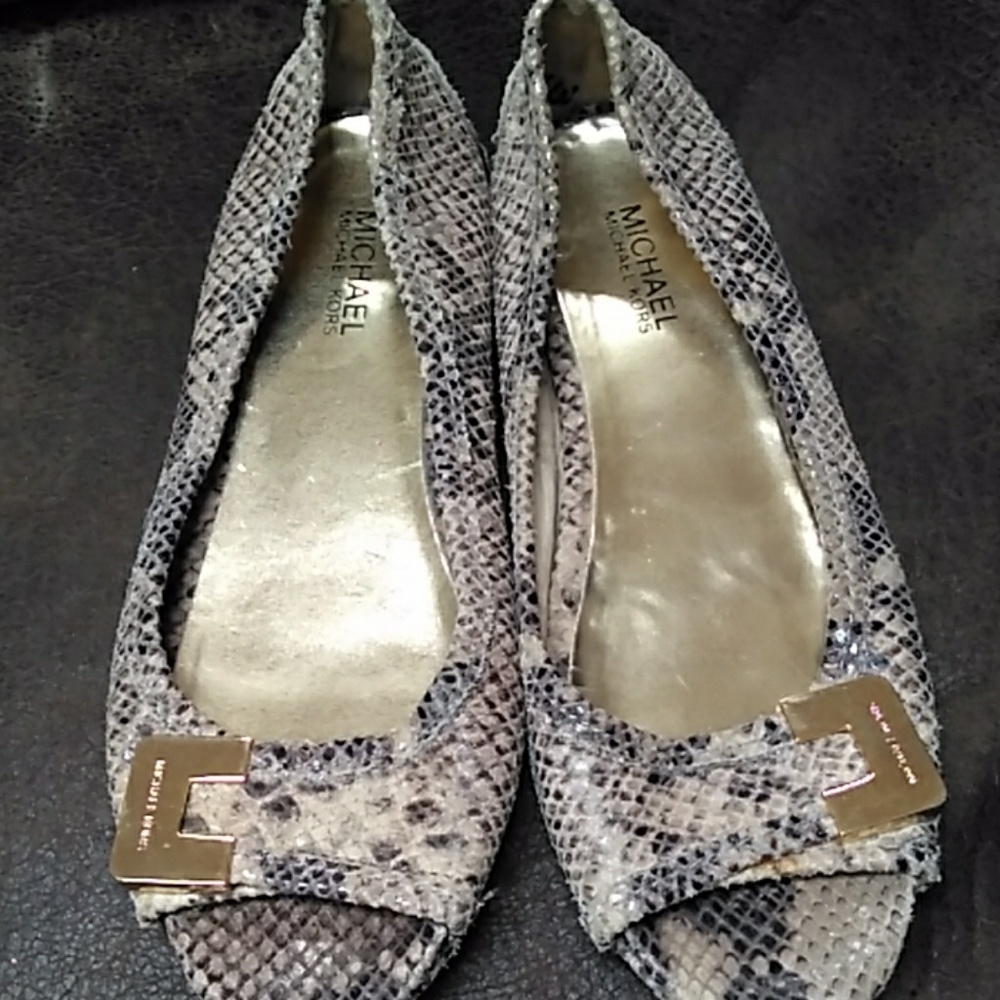 Michael Kors flat shoes used